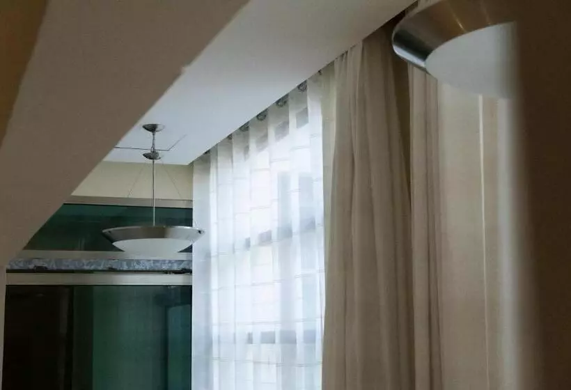 Infinity Suites Habitación Triple 105