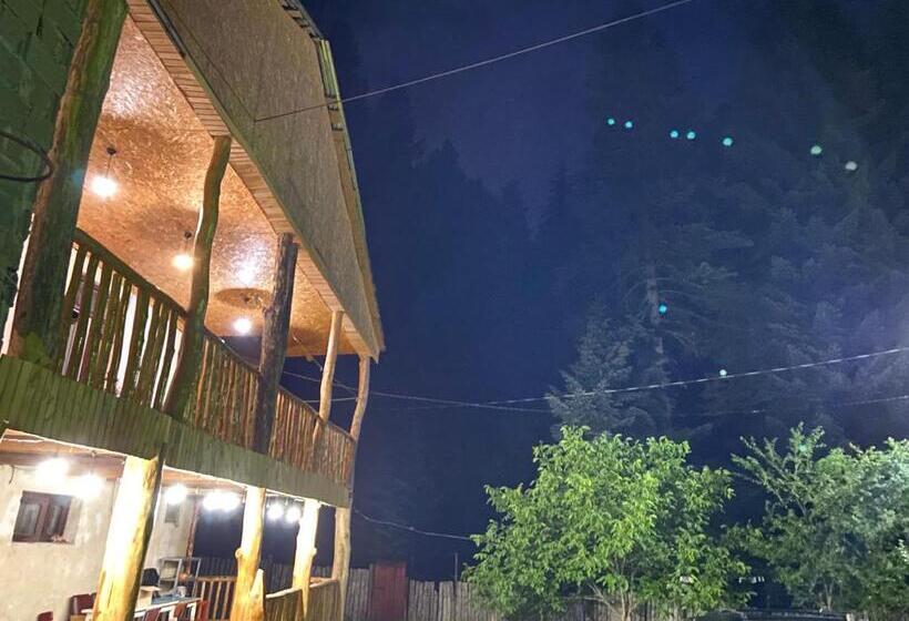 پانسیون Family Inn Glola