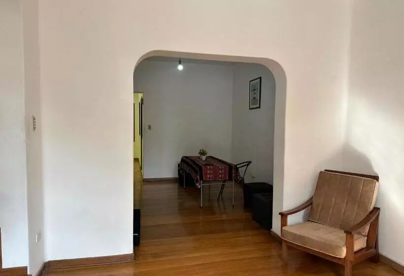 ペンション Habitacion Simple Huaca Pucllana