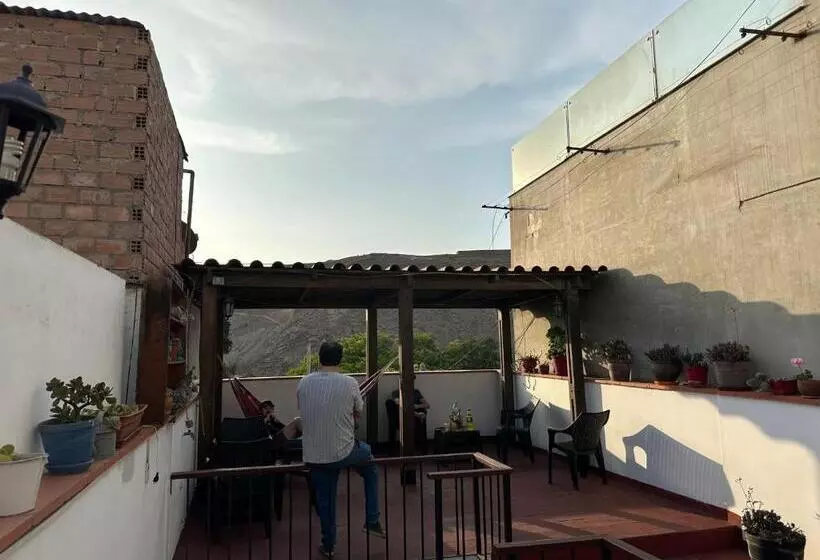 ペンション Habitacion Simple Huaca Pucllana