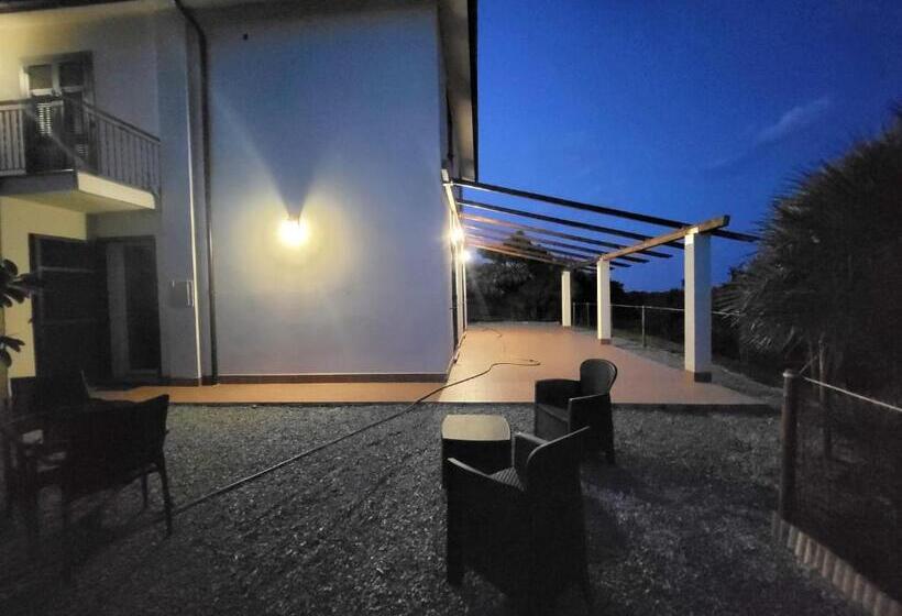 پانسیون P R A T O E O N D E