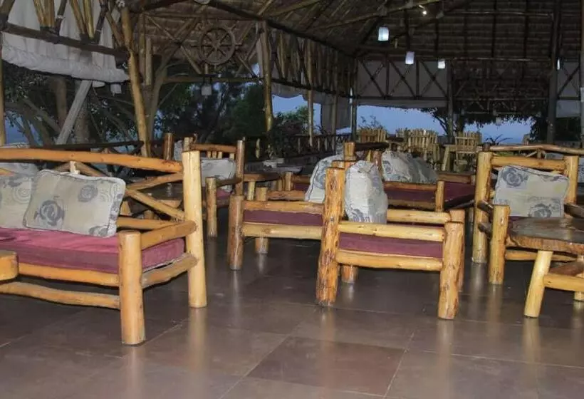 استراحتگاه Baboon Lodge Queen Elizabeth