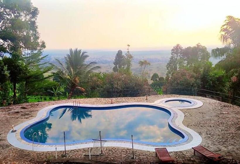 استراحتگاه Baboon Lodge Queen Elizabeth