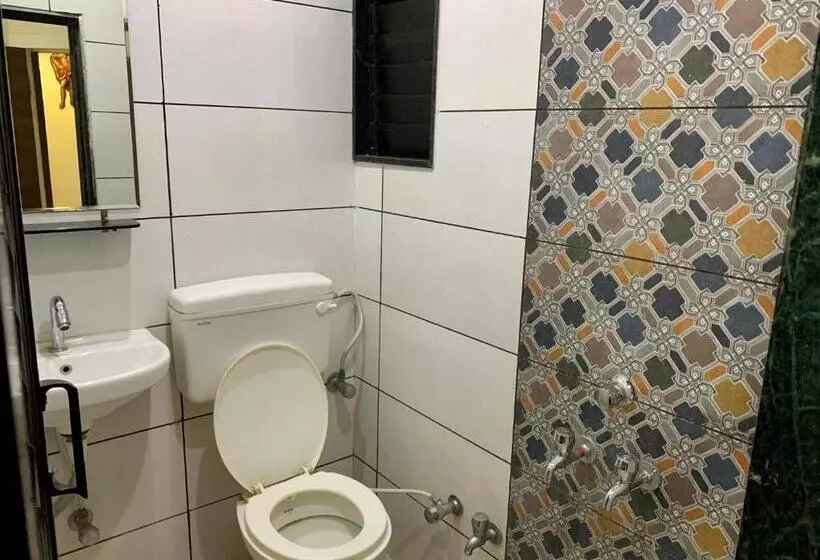 Shiv Hotel Bhuj