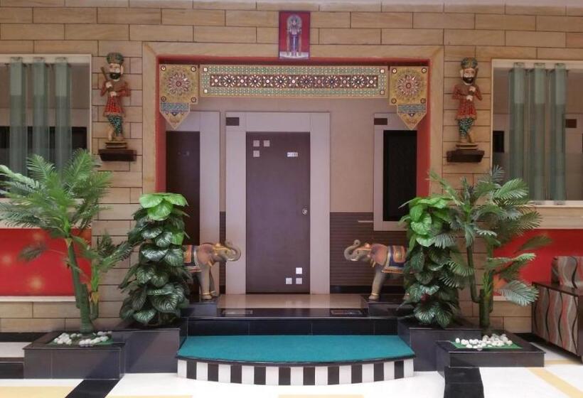 Shiv Hotel Bhuj