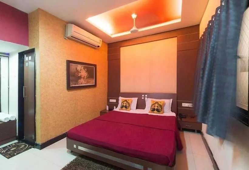 Shiv Hotel Bhuj