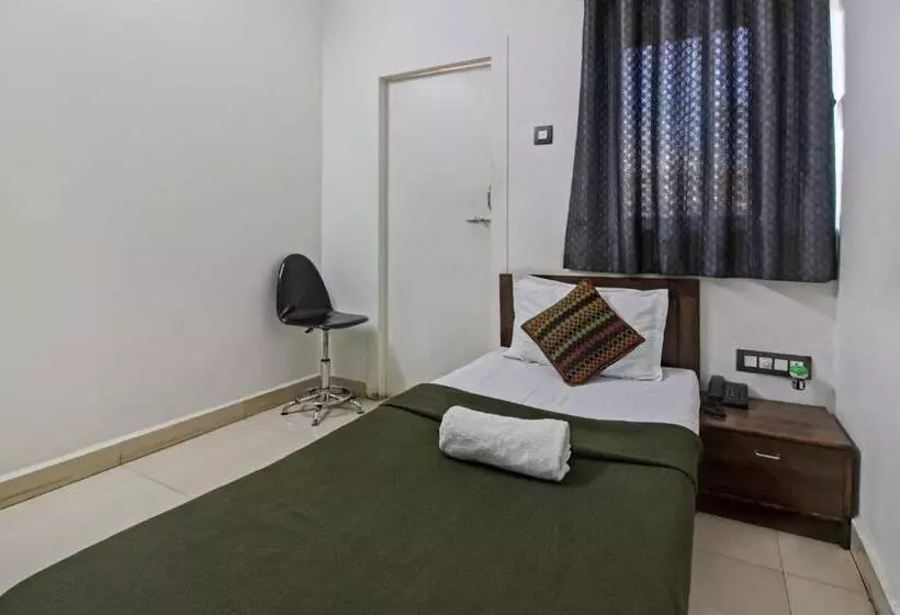 Shiv Hotel Bhuj