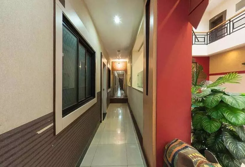 Shiv Hotel Bhuj