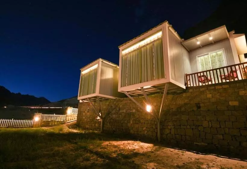 The Consorts Hotels & Resorts Hunza Attabad Lake