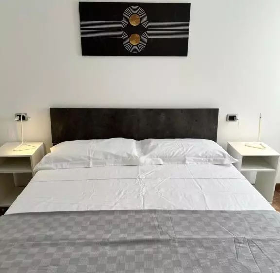 ベッドアンドブレックファースト All Ombra Della Magnolia