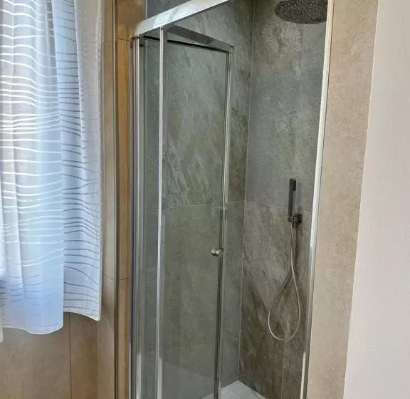 ベッドアンドブレックファースト All Ombra Della Magnolia