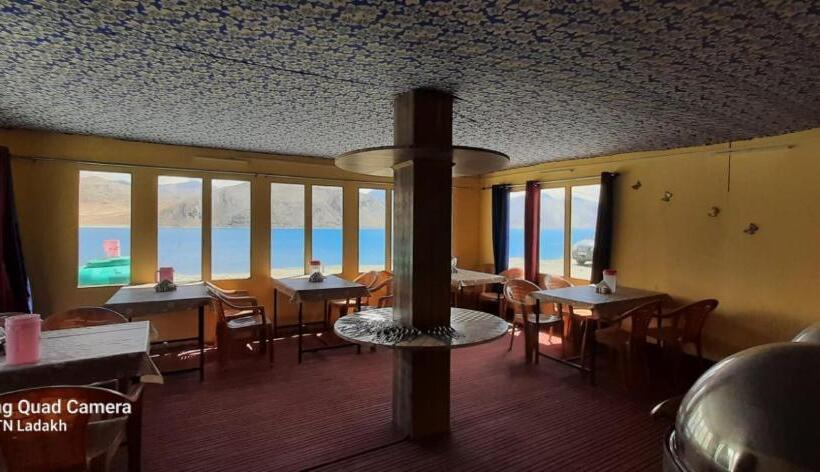 Bed and Breakfast Coasltine Cottages Lukung Ladakh By Lexstays