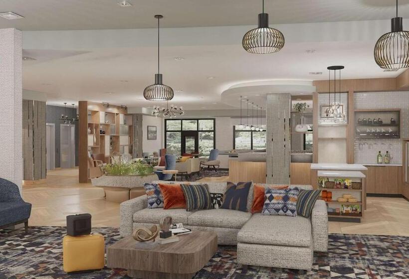 Cambria Hotel Pigeon Forge