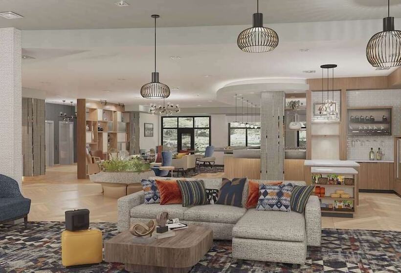 Cambria Hotel Pigeon Forge