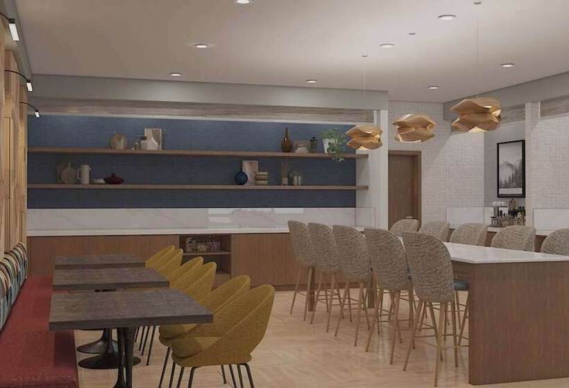 Cambria Hotel Pigeon Forge