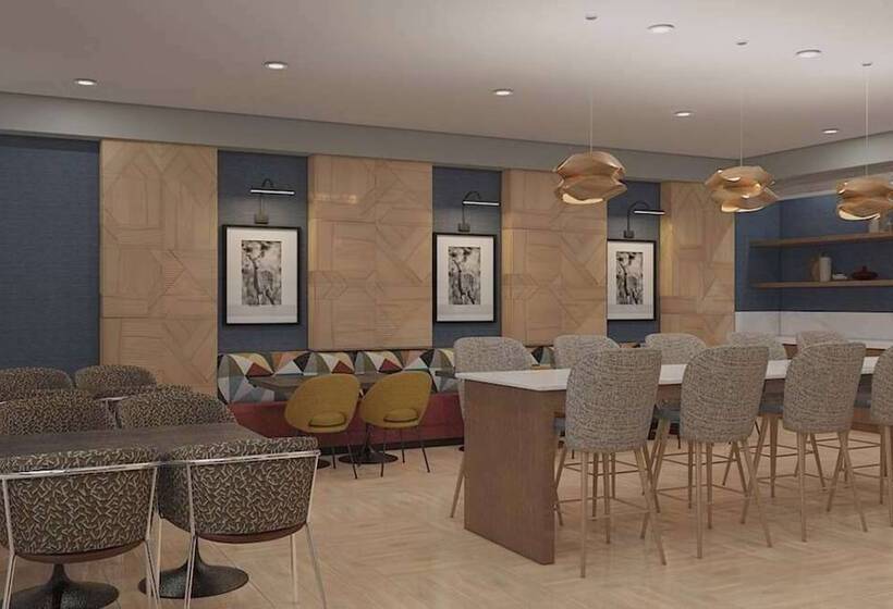 Cambria Hotel Pigeon Forge