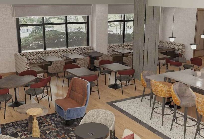 Cambria Hotel Pigeon Forge