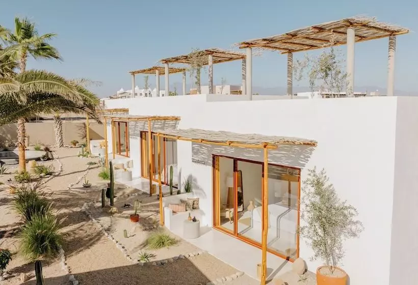 ホテル Casablancomadera