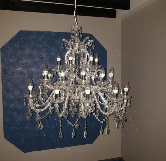 胶囊酒店 The Bridge