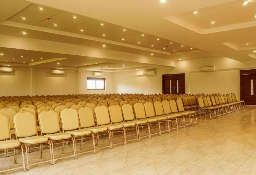 Hotelli Sahya Regency