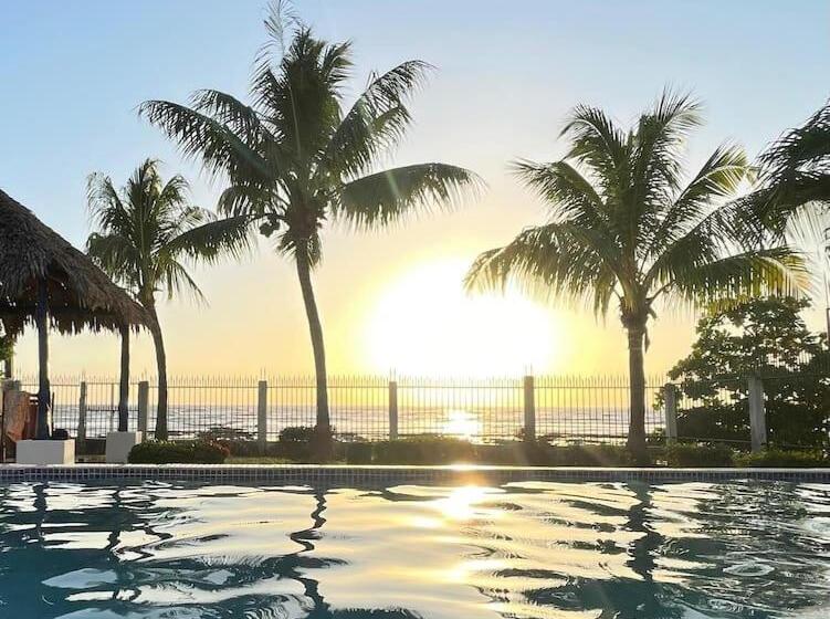 پانسیون Casa Playa Jade