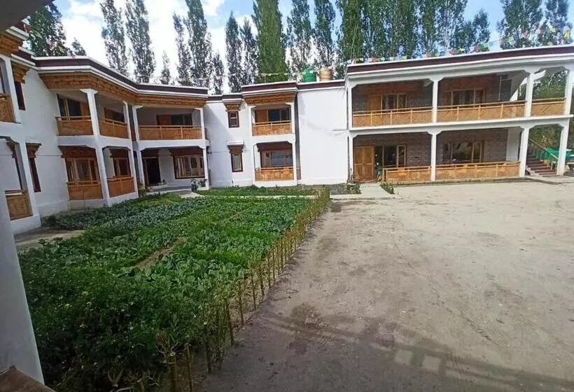 ペンション Losar Guest House Ladakh By Lexstays