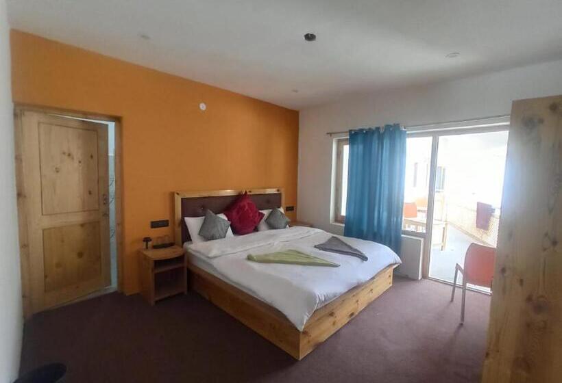 Pensjonat Losar Guest House Ladakh By Lexstays