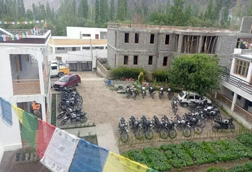 ペンション Losar Guest House Ladakh By Lexstays
