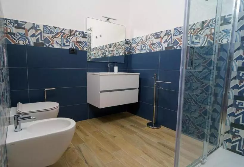 پانسیون Maccuro Luxury Apartment Blu