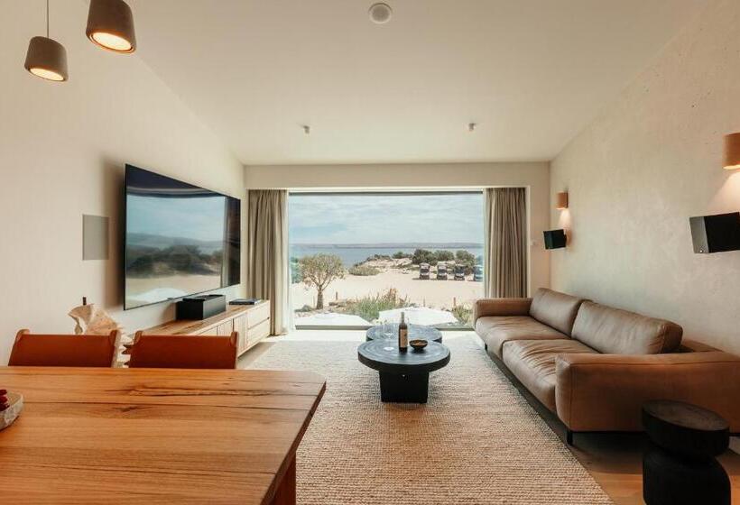 リゾートホテル Rumi On Louth