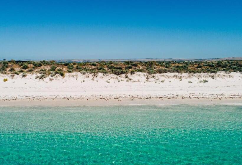 リゾートホテル Rumi On Louth