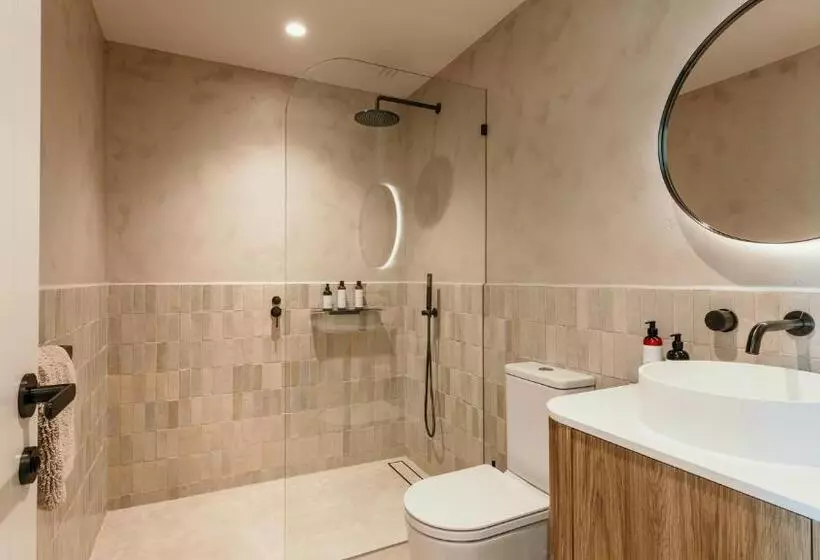 リゾートホテル Rumi On Louth