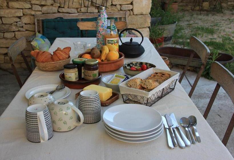 مبيت وإفطار Mascalou