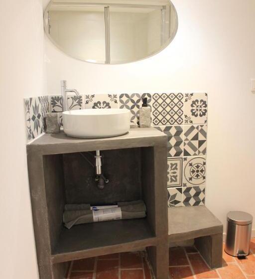 مبيت وإفطار Mascalou