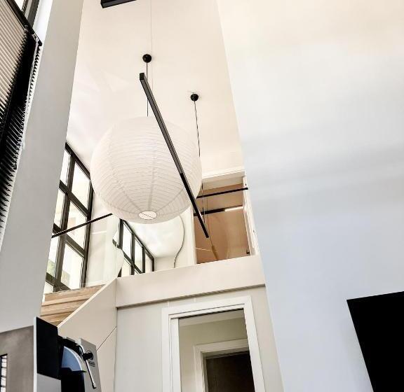 تختخواب و صبحانه Siar Rooms