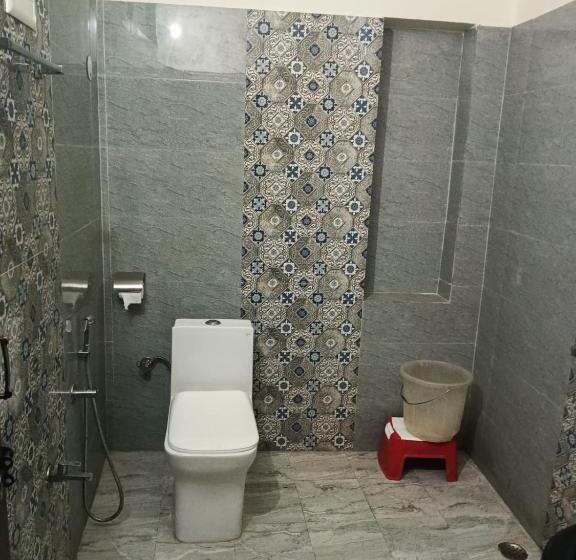 Отель 7  High Rock