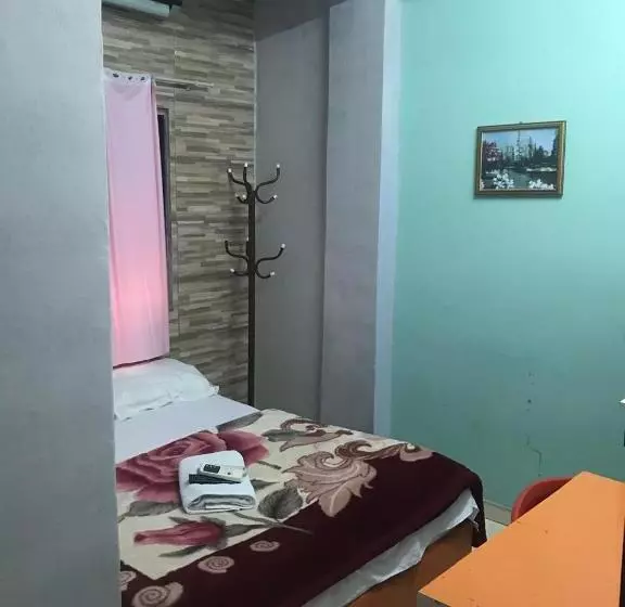 هتل کپسول Don Carmelo