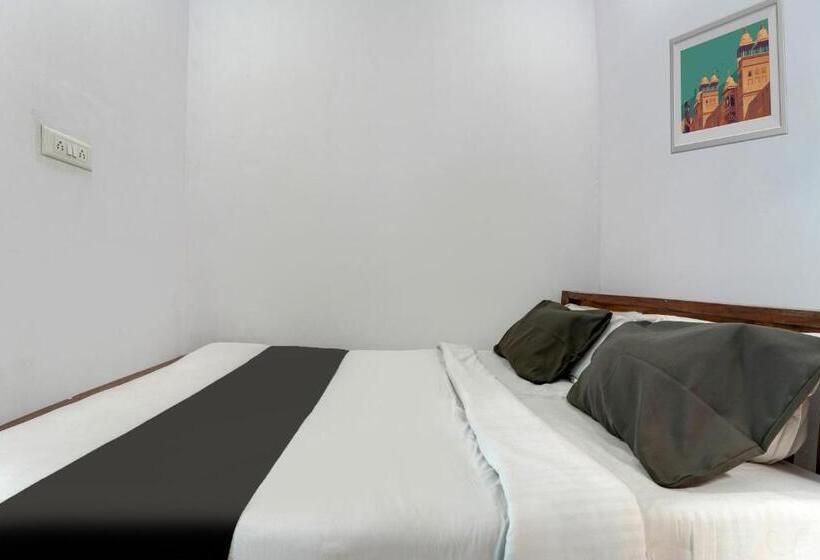 בית מלון כפרי O Jashwanth Residency