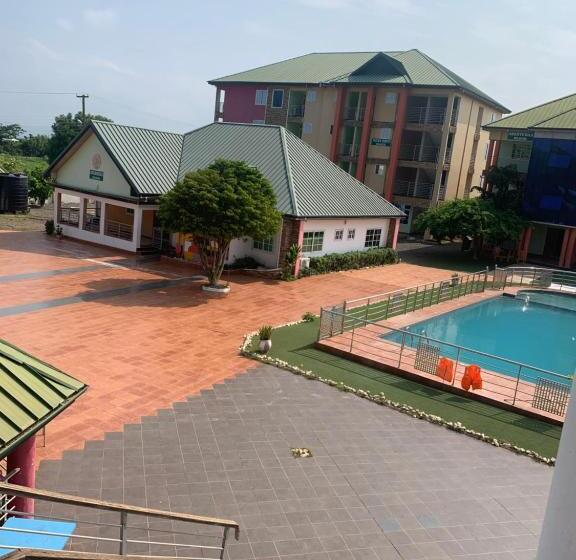 ホテル Tongor Royal Resort