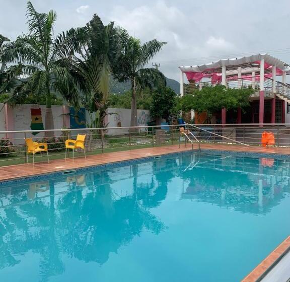 ホテル Tongor Royal Resort