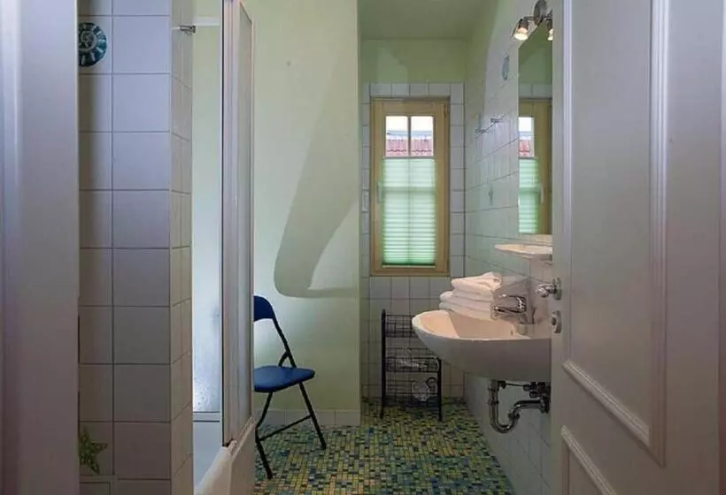 Hotelli Unter Den Kolonnaden 12