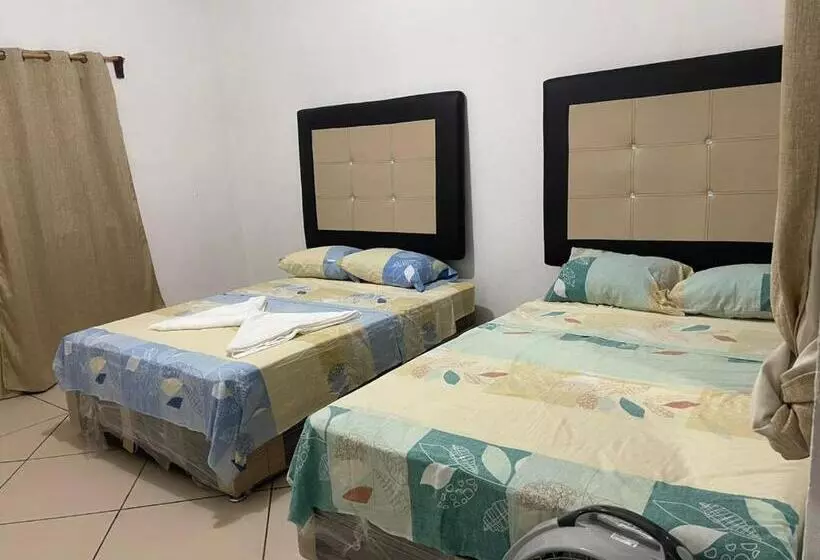 ホテル Y Restaurant Natalia