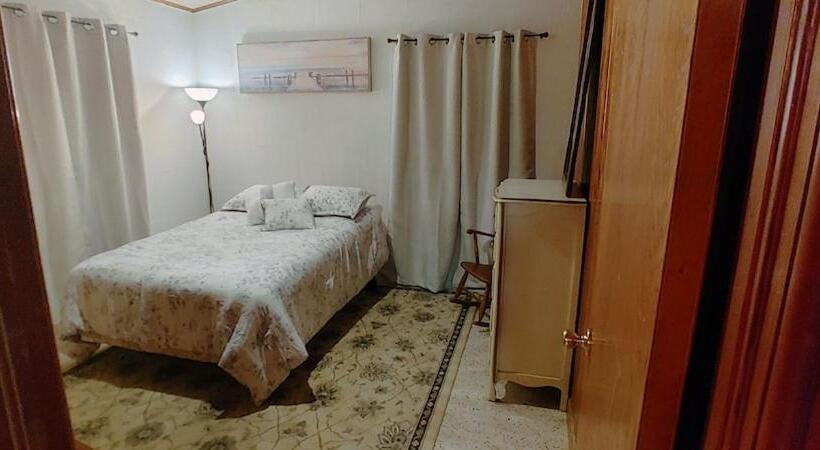 פנסיון Aunt Inez Inn