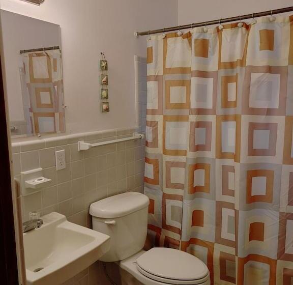 פנסיון Aunt Inez Inn