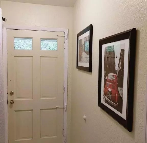 Majatalo Aunt Inez Inn