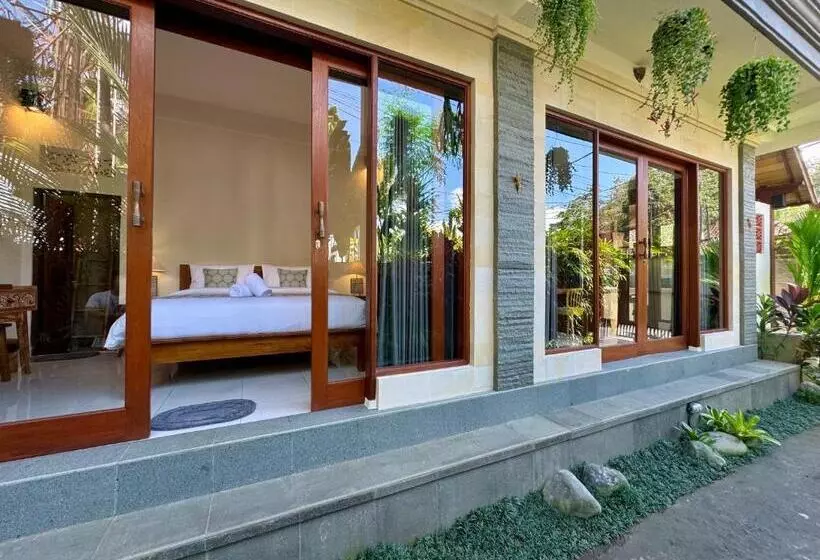 Majatalo Pranawa Guest House