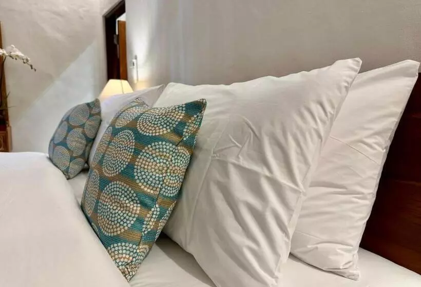 Majatalo Pranawa Guest House