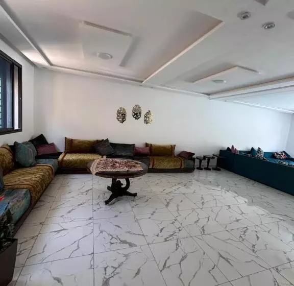 Majatalo Villa Avec Piscine 2 Chambres 2 Salon 1 Cuisine Et Piscine Privée