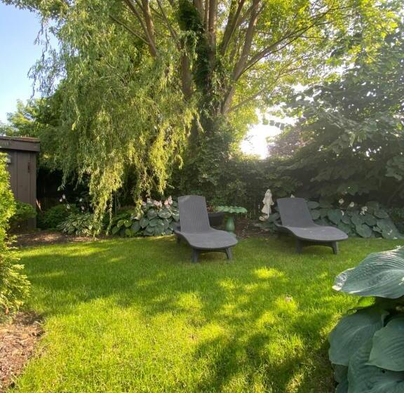 Пансион Wellington Street Guest House