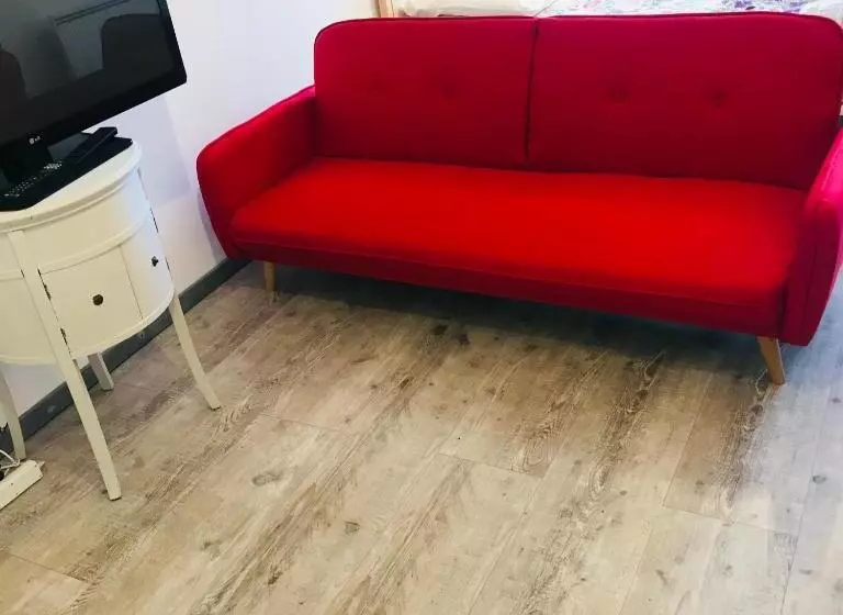 Aamiaismajoitus (B&B) Hôte Labyrinthe Lit 180 Cm Salle De Bain, Petit Dej Compris